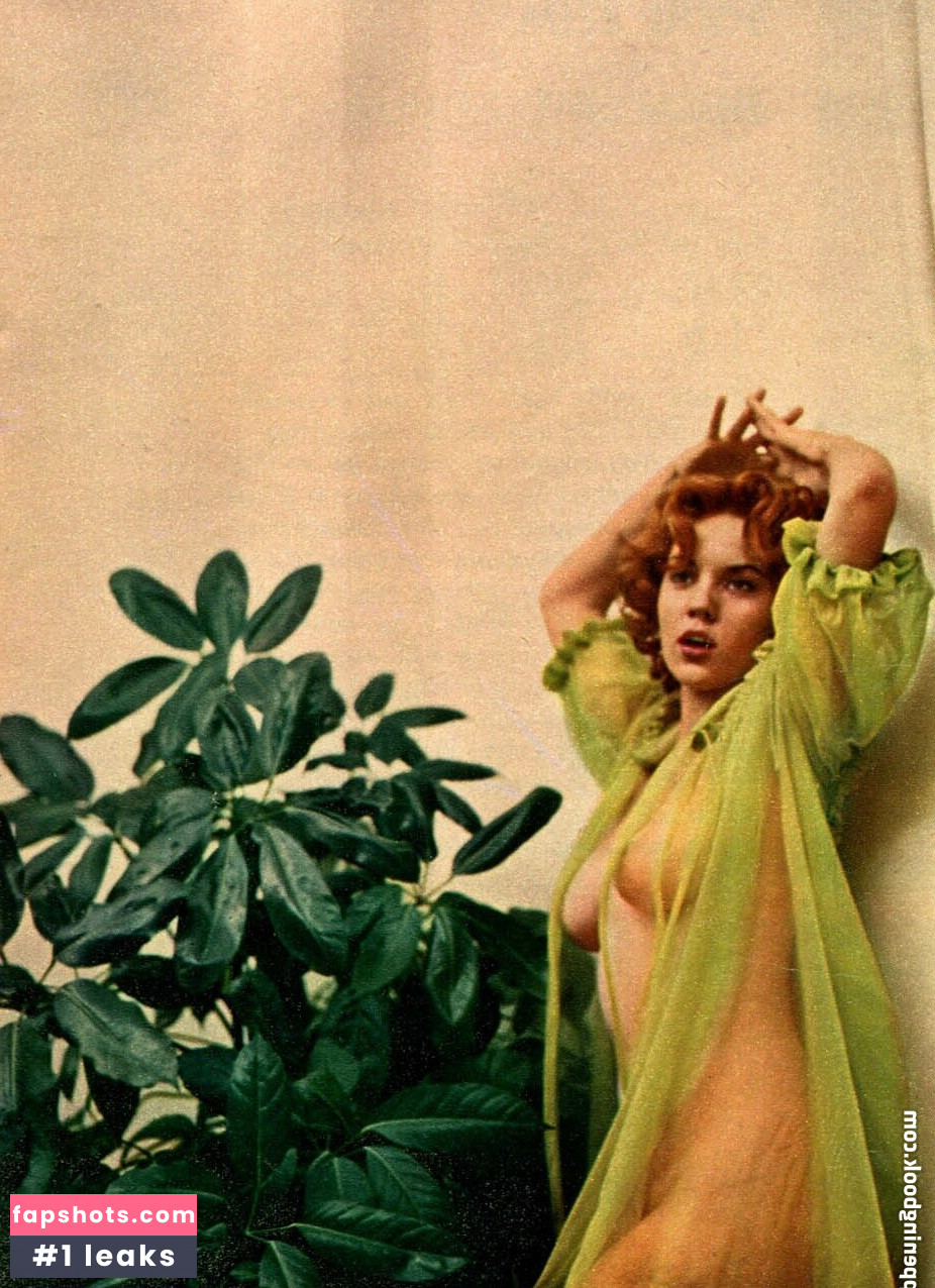 Colleen Farrington gallery photo #6