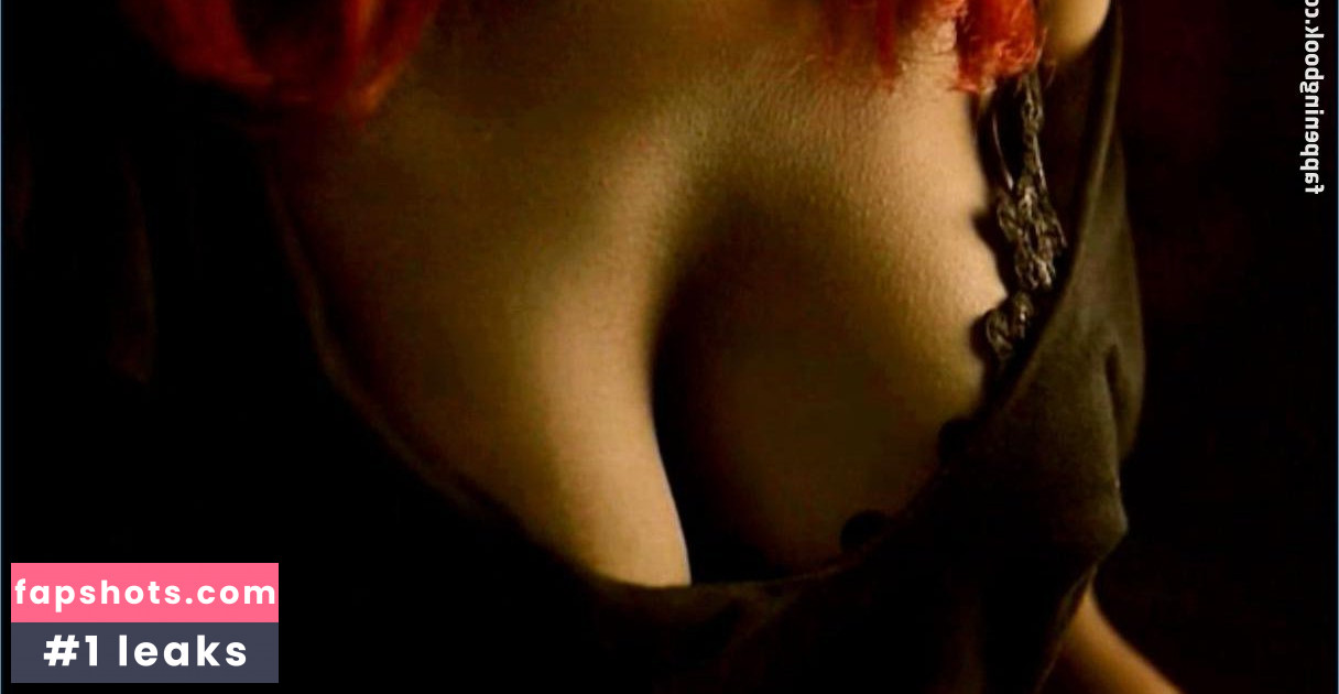 Collien Fernandes gallery photo #3