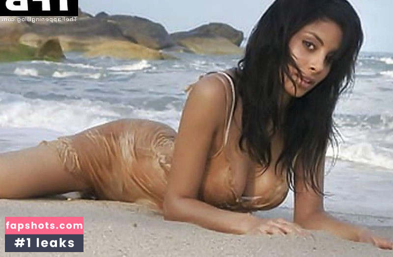 Collien Ulmen Fernandes gallery photo #88