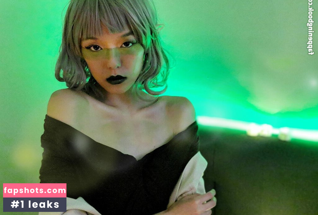 Colourmoichic Nude Leaks OnlyFans Photos #5 - LeakJerk