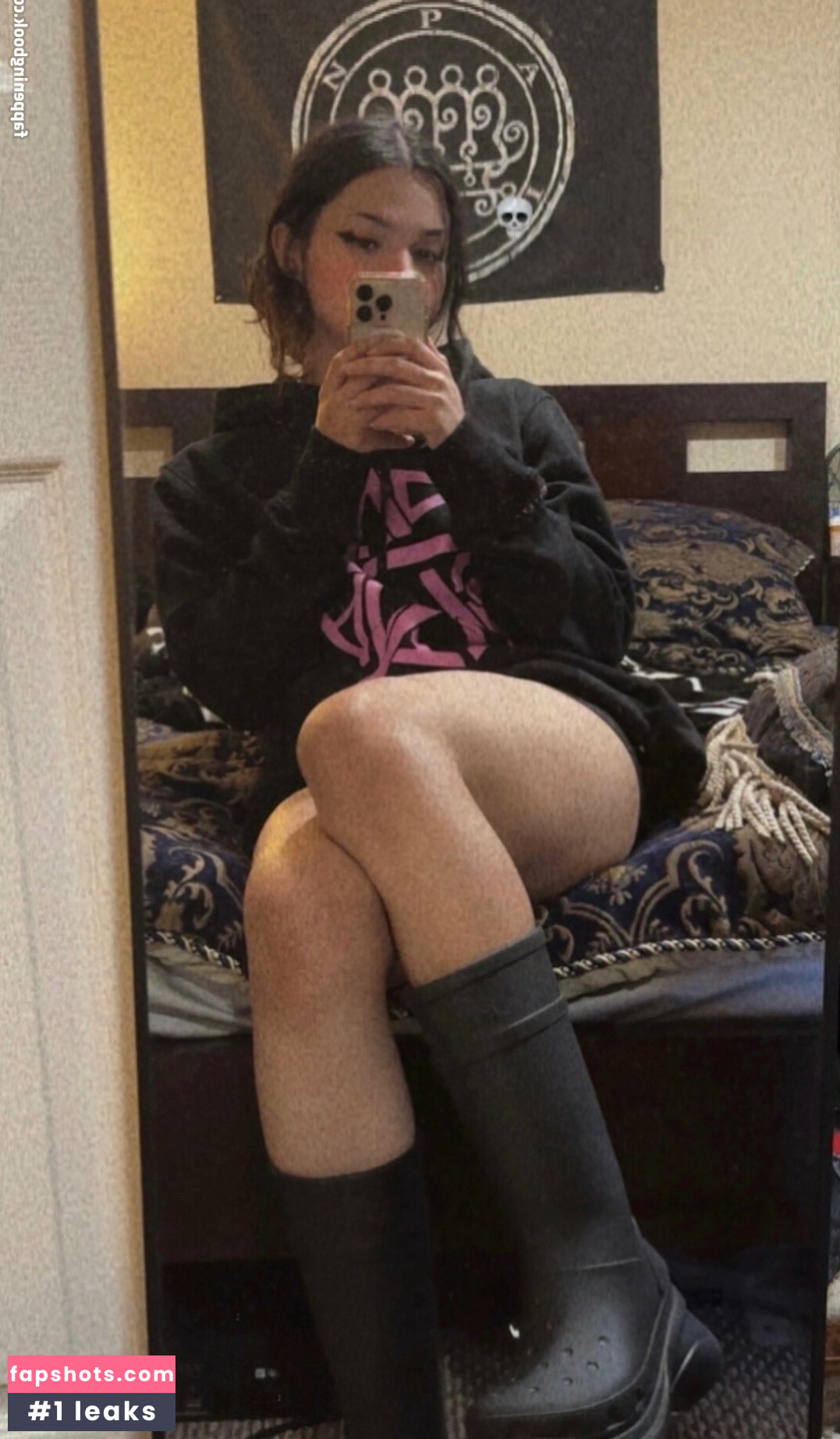 ComradeLilith gallery photo #8