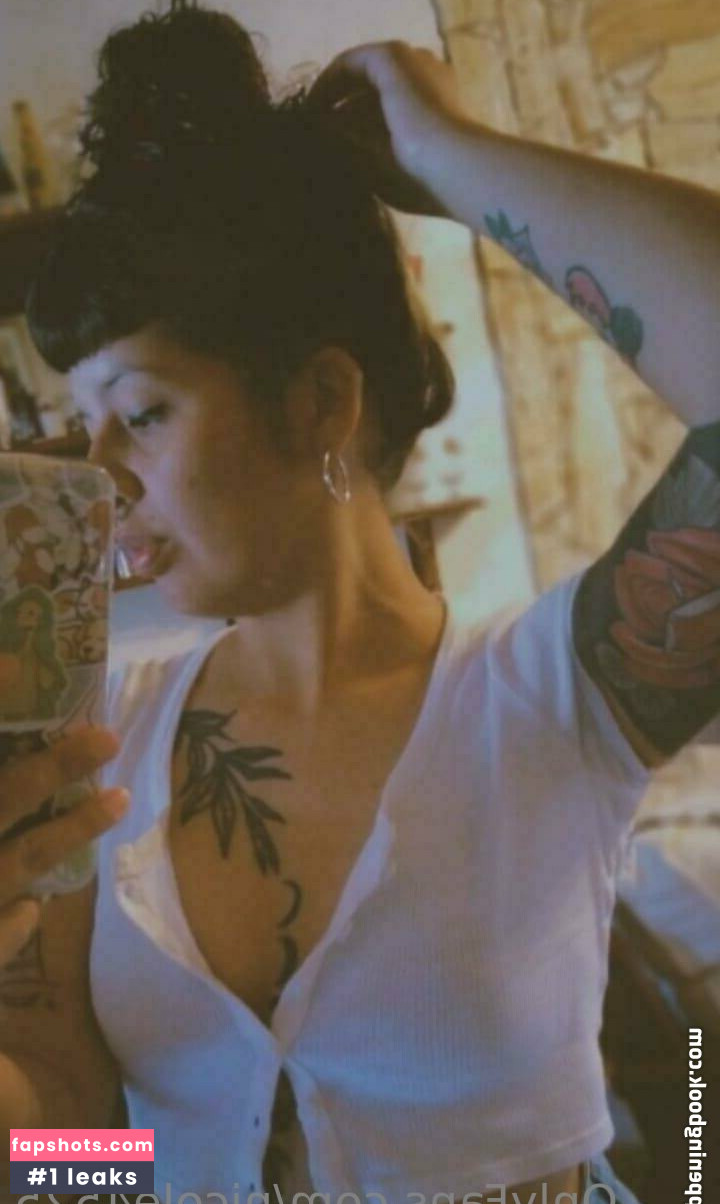 conejani28 gallery photo #5