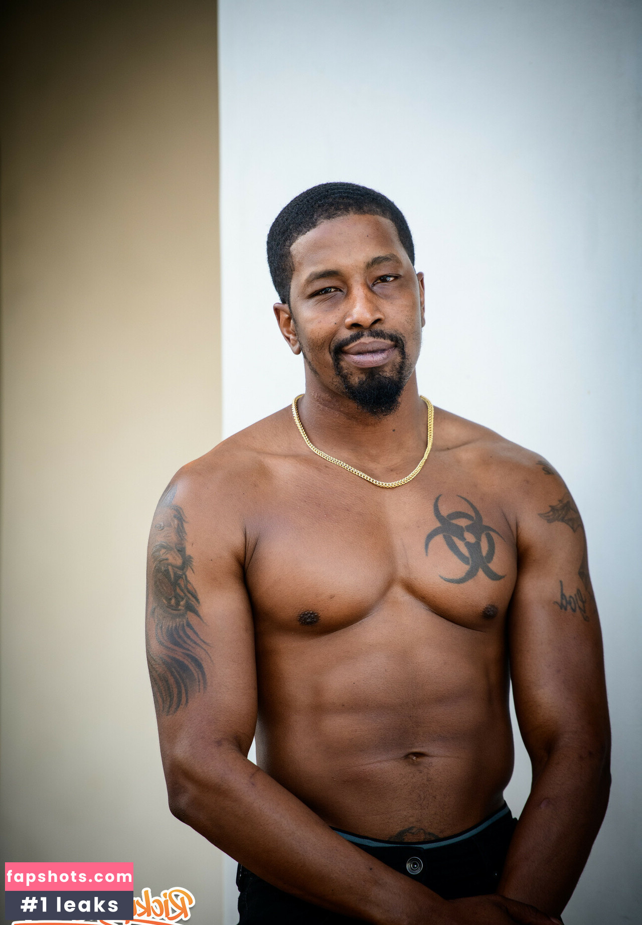 Connie Perignon gallery photo #12