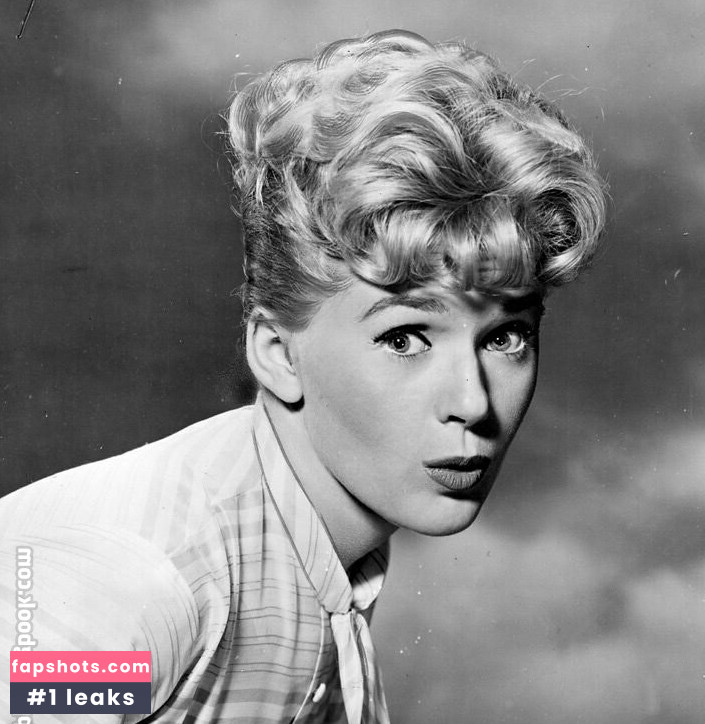 Connie Stevens gallery photo #13