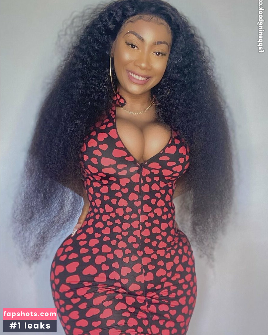 CoolieMonae gallery photo #9