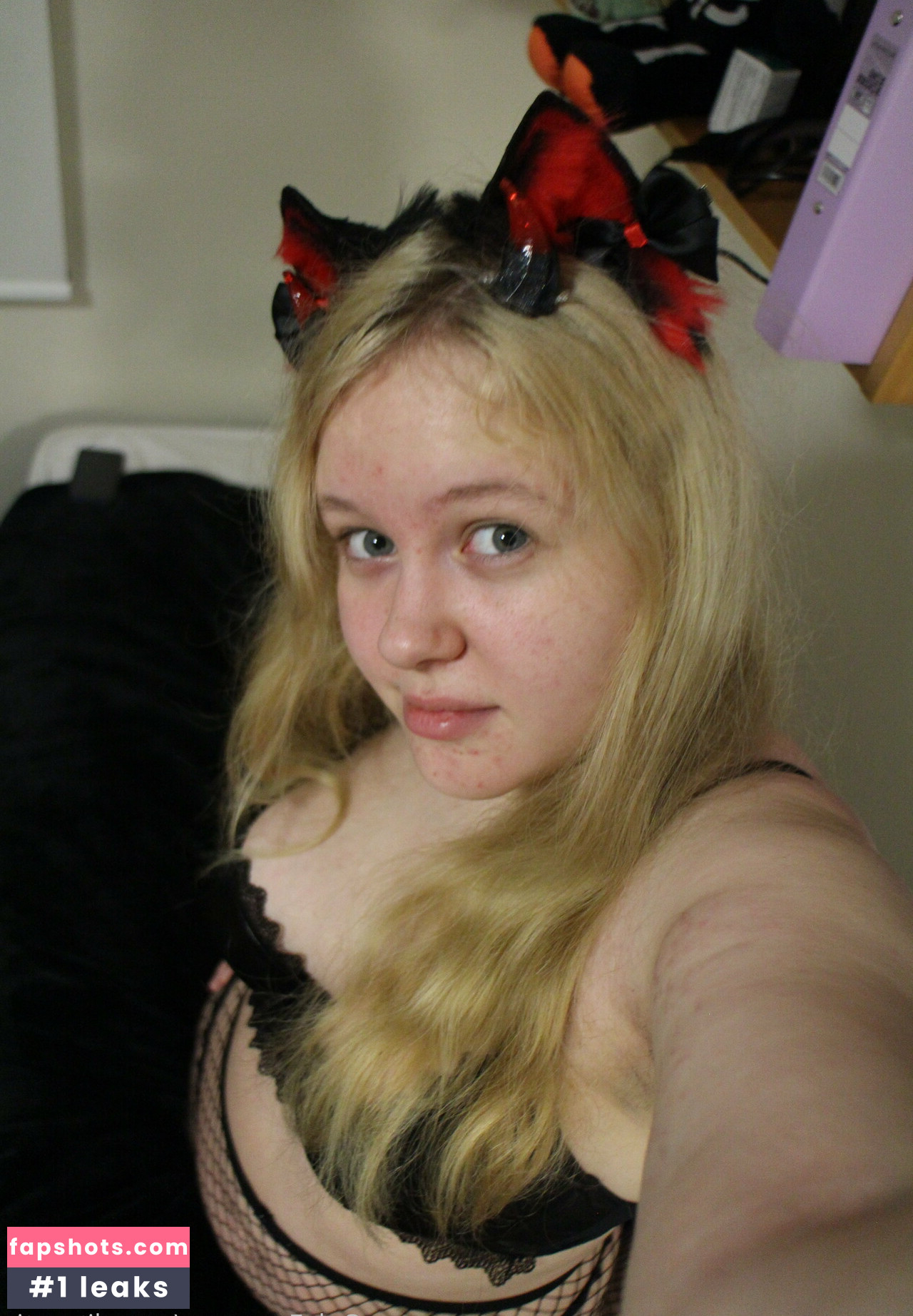 coprolitecutie gallery photo #11