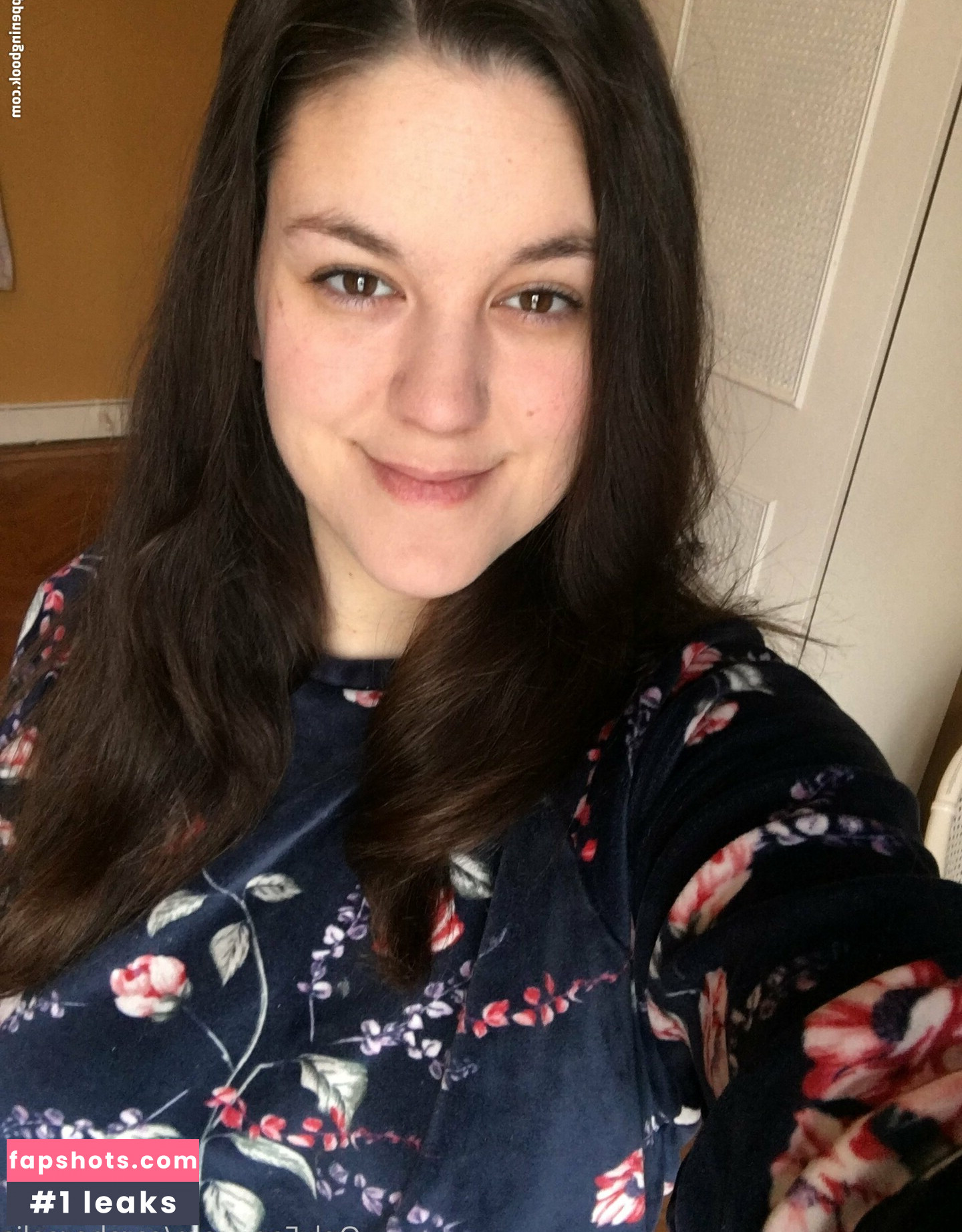 CoraBorealis gallery photo #38