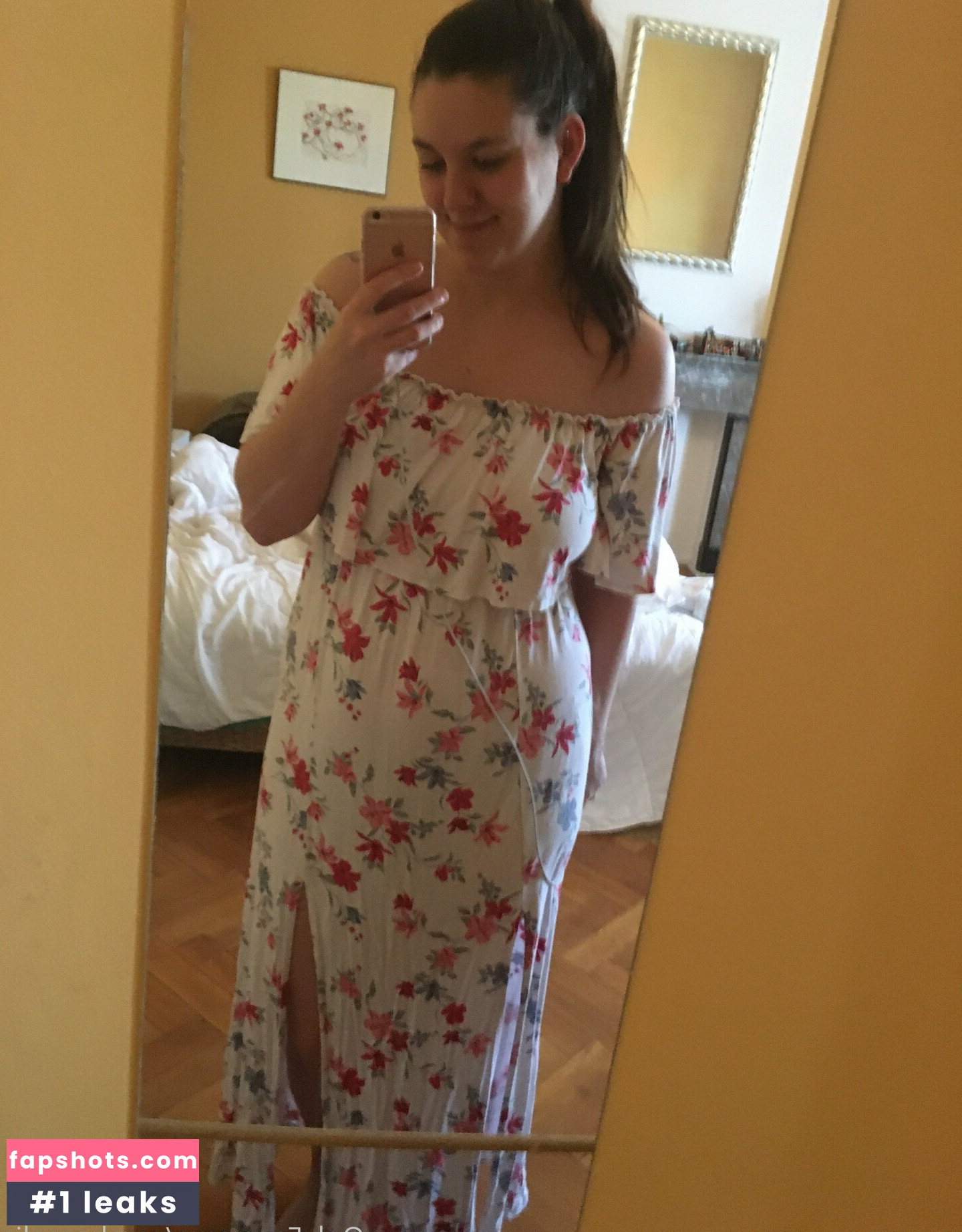 CoraBorealis gallery photo #53