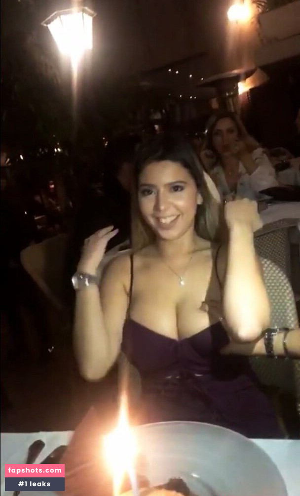 Coral Sharon gallery photo #1063