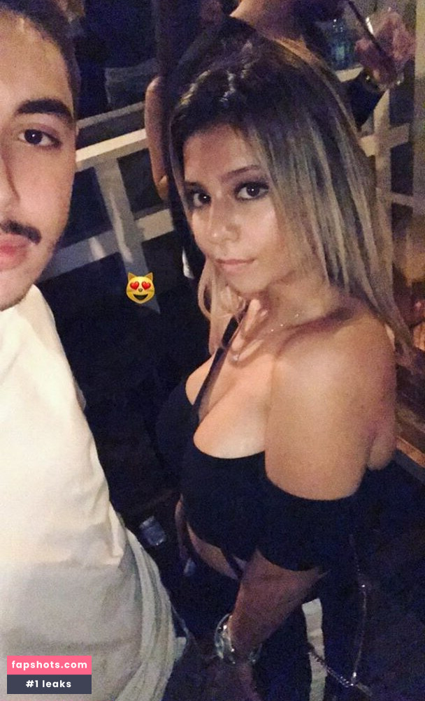 Coral Sharon gallery photo #1068