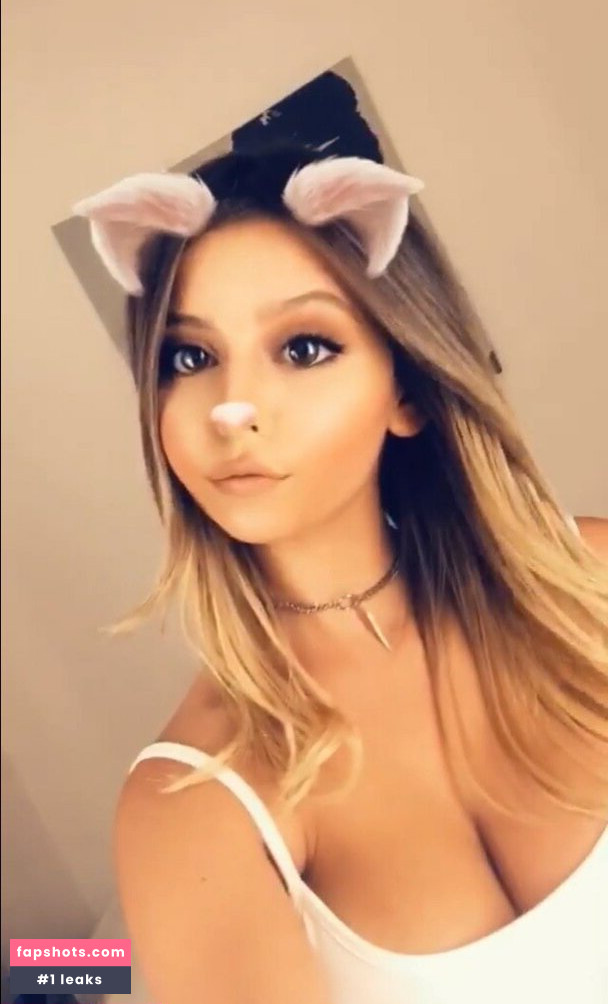 Coral Sharon gallery photo #1072