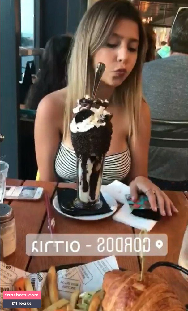 Coral Sharon gallery photo #1141