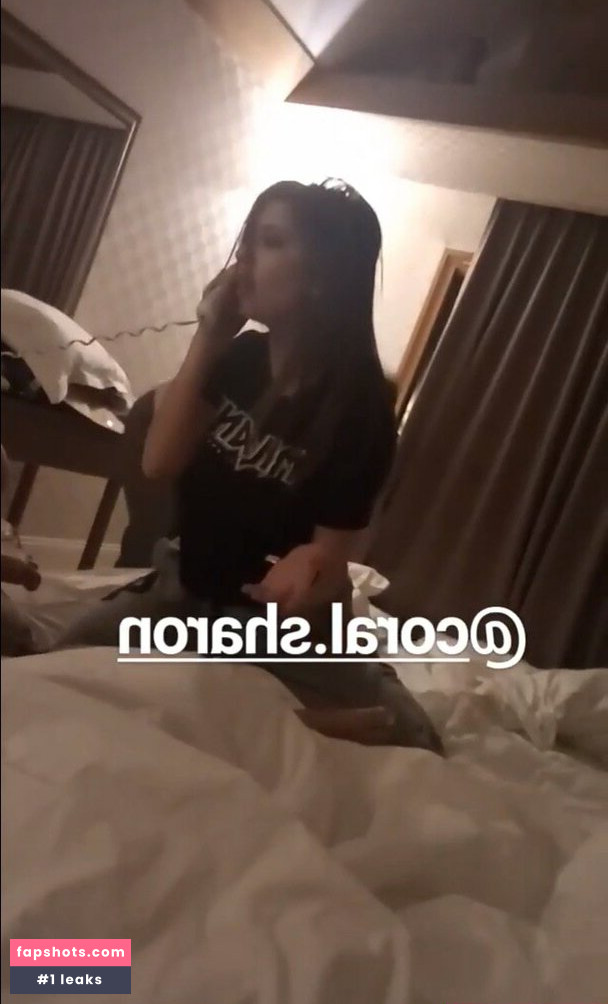 Coral Sharon gallery photo #1142