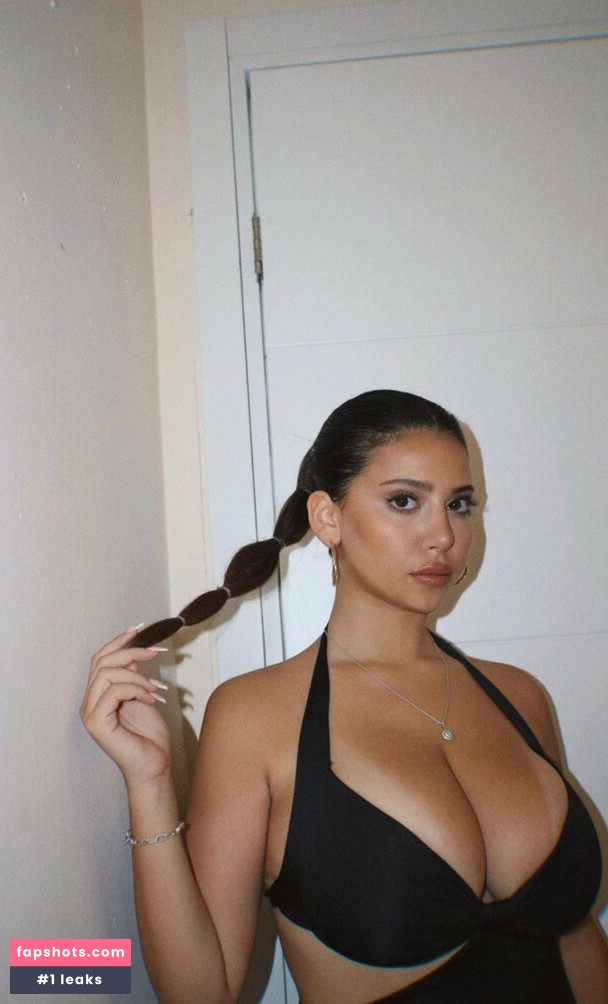 Coral Sharon gallery photo #1338