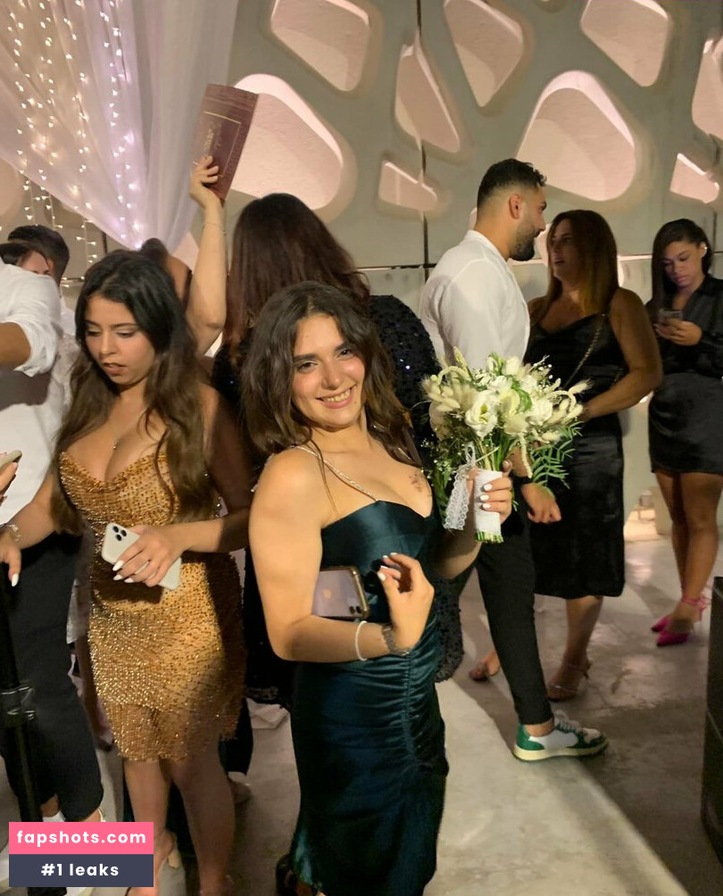 Coral Sharon gallery photo #1454