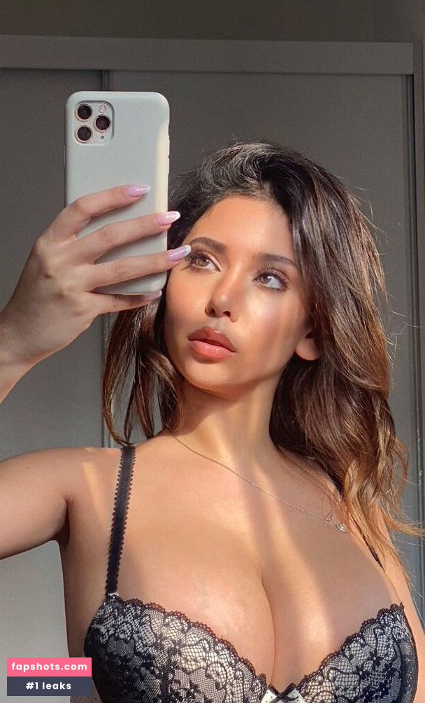 Coral Sharon gallery photo #1529