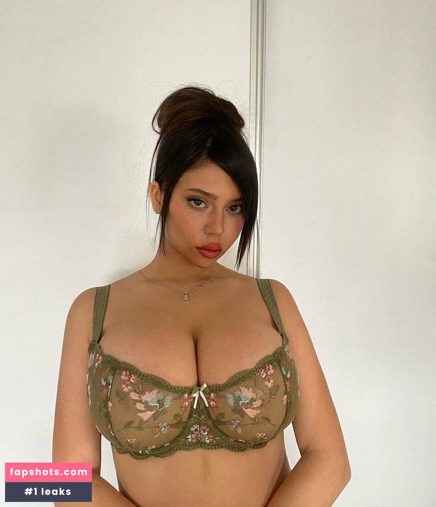 Coral Sharon gallery photo #523