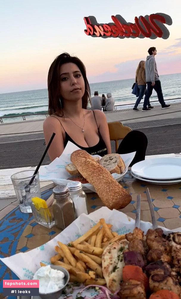 Coral Sharon gallery photo #537