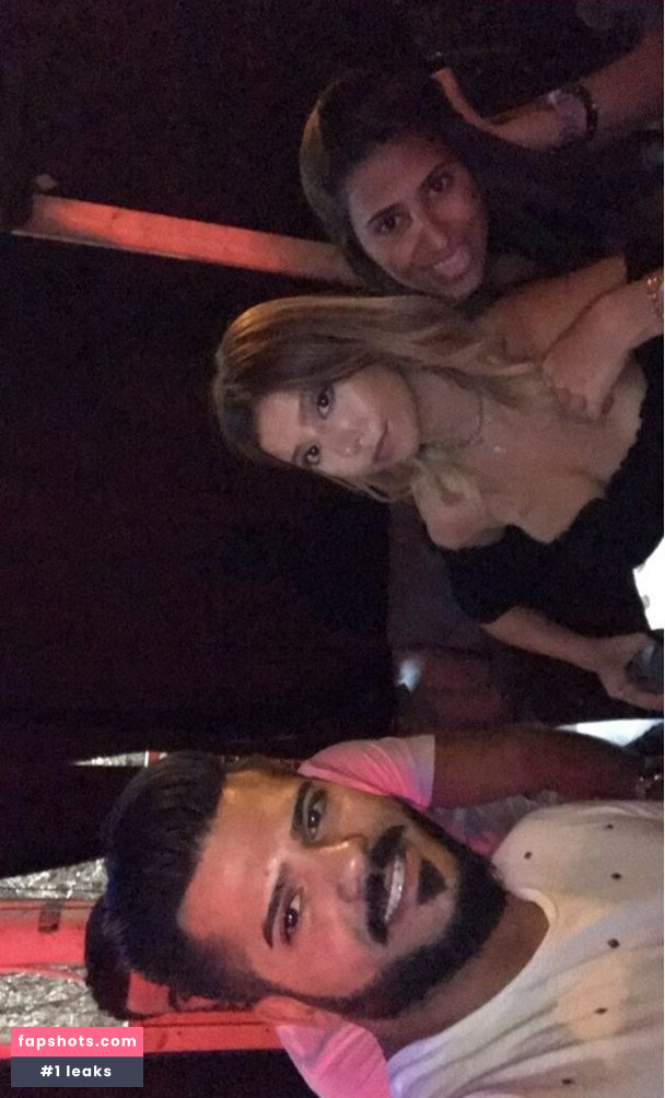 Coral Sharon gallery photo #592