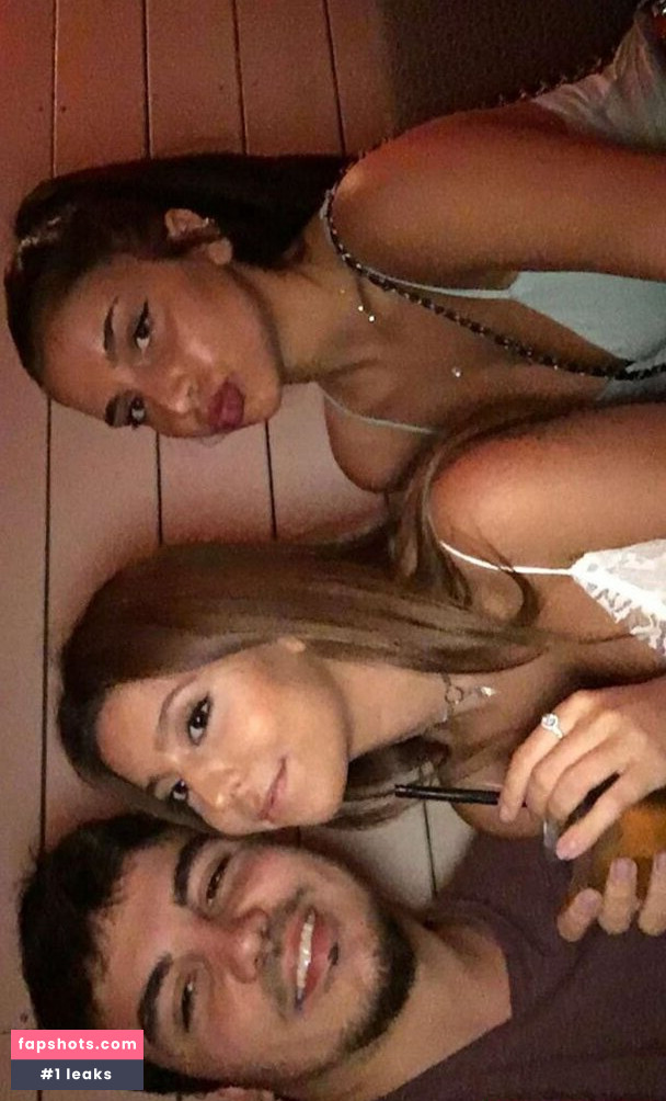 Coral Sharon gallery photo #631