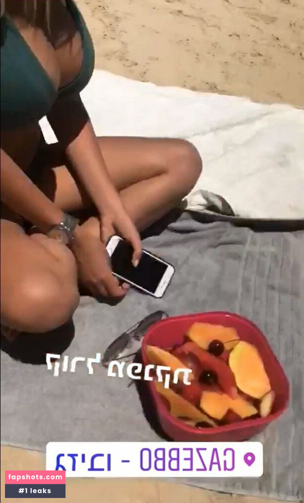 Coral Sharon gallery photo #655