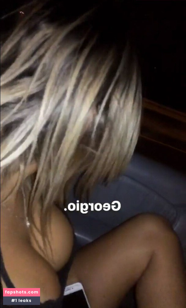 Coral Sharon gallery photo #703