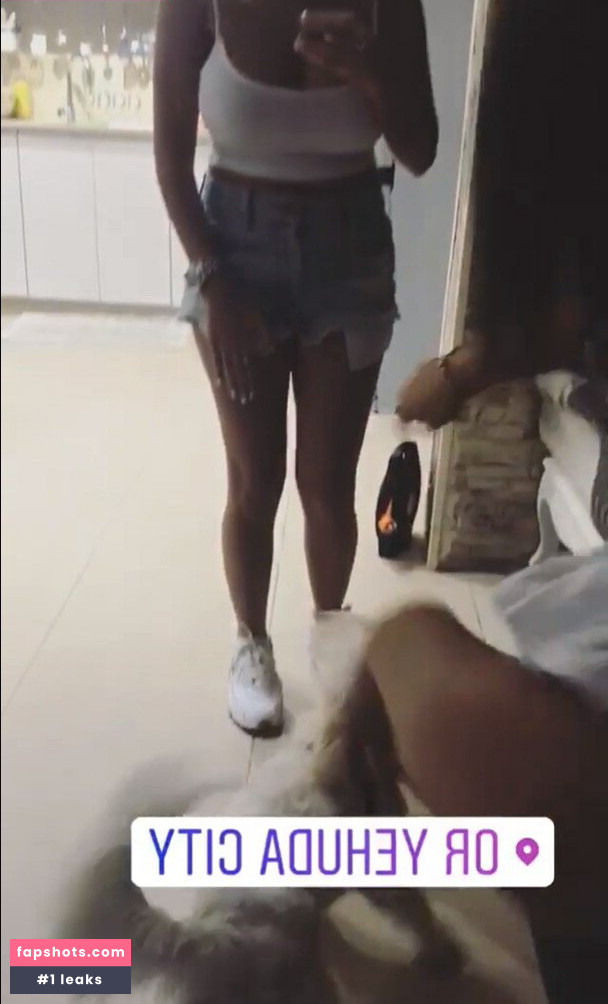 Coral Sharon gallery photo #762