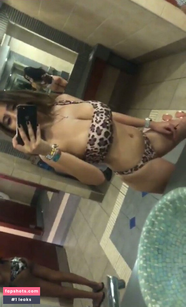 Coral Sharon gallery photo #769