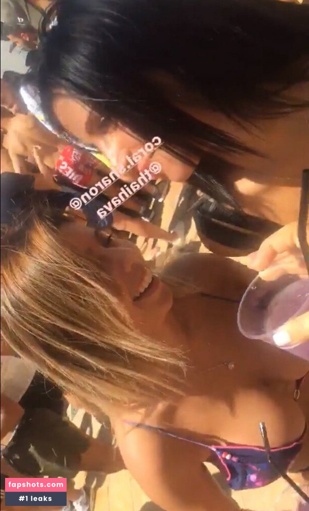 Coral Sharon gallery photo #869