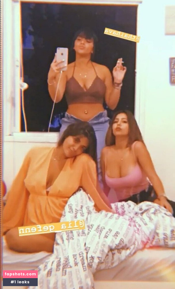 Coral Sharon gallery photo #934