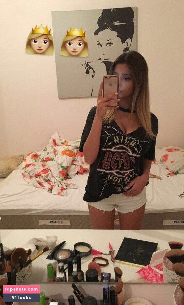 Coral Sharon gallery photo #963