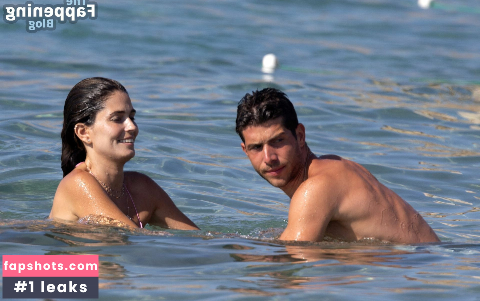 Coral Simanovich gallery photo #7