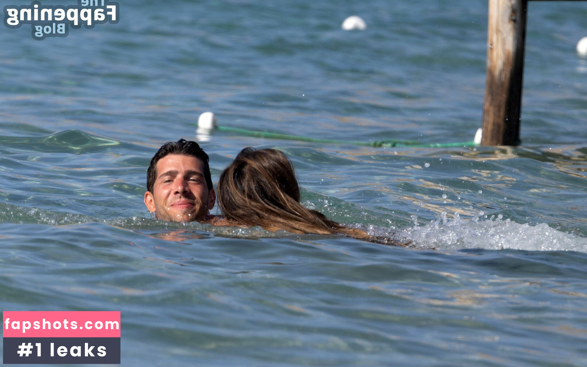 Coral Simanovich gallery photo #8