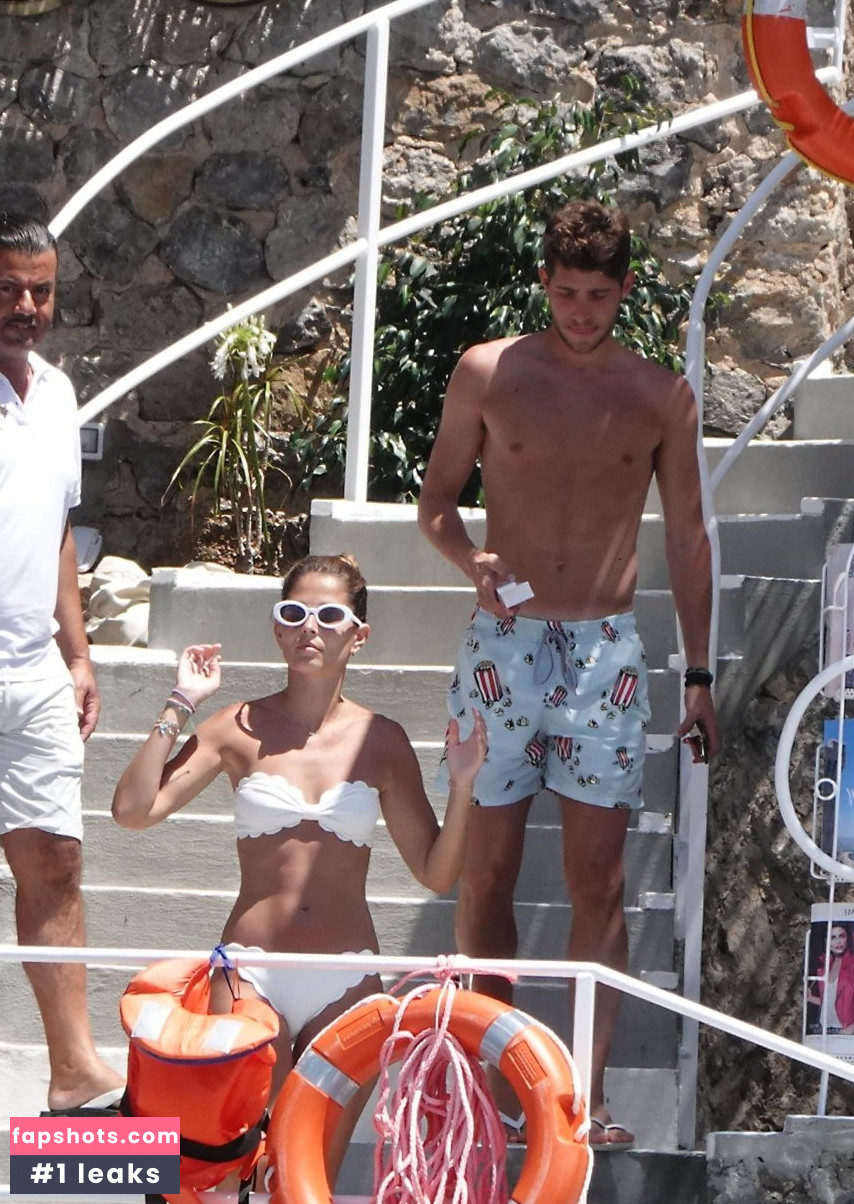 Coral Simanovich gallery photo #74