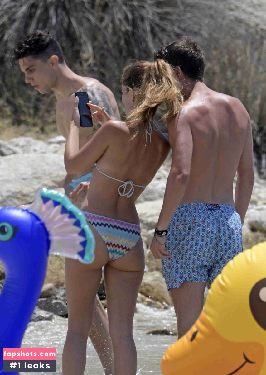 Coral Simanovich gallery photo #90