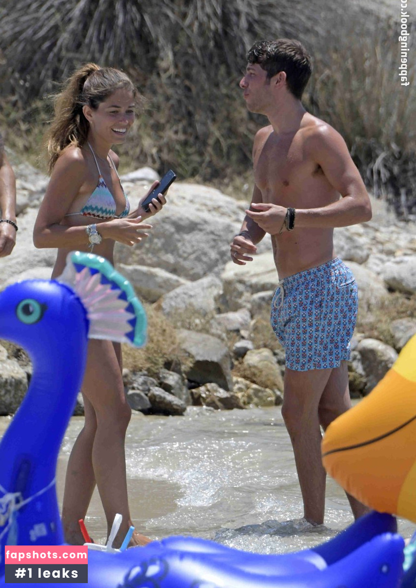 Coral Simanovich gallery photo #99