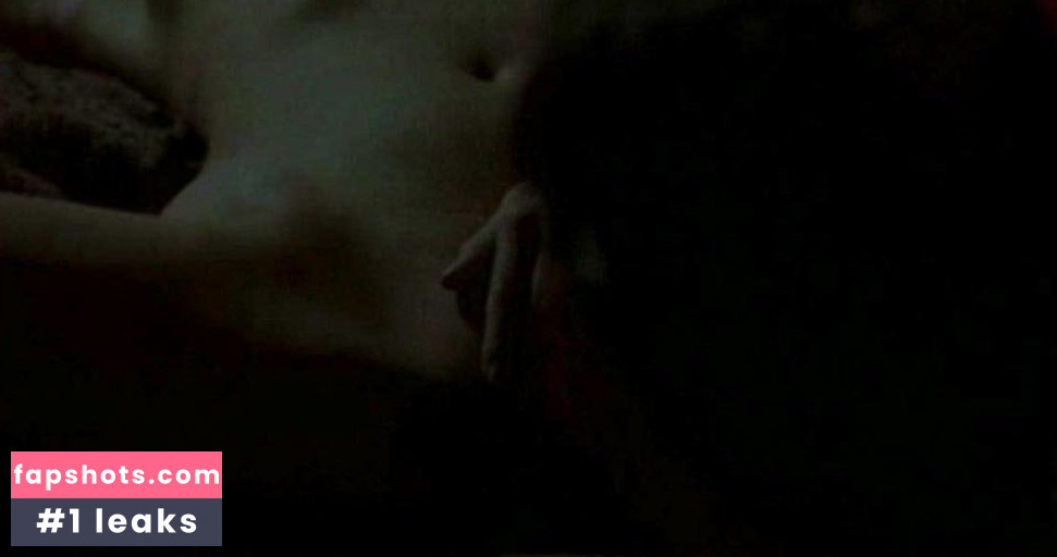 Coralie gallery photo #6