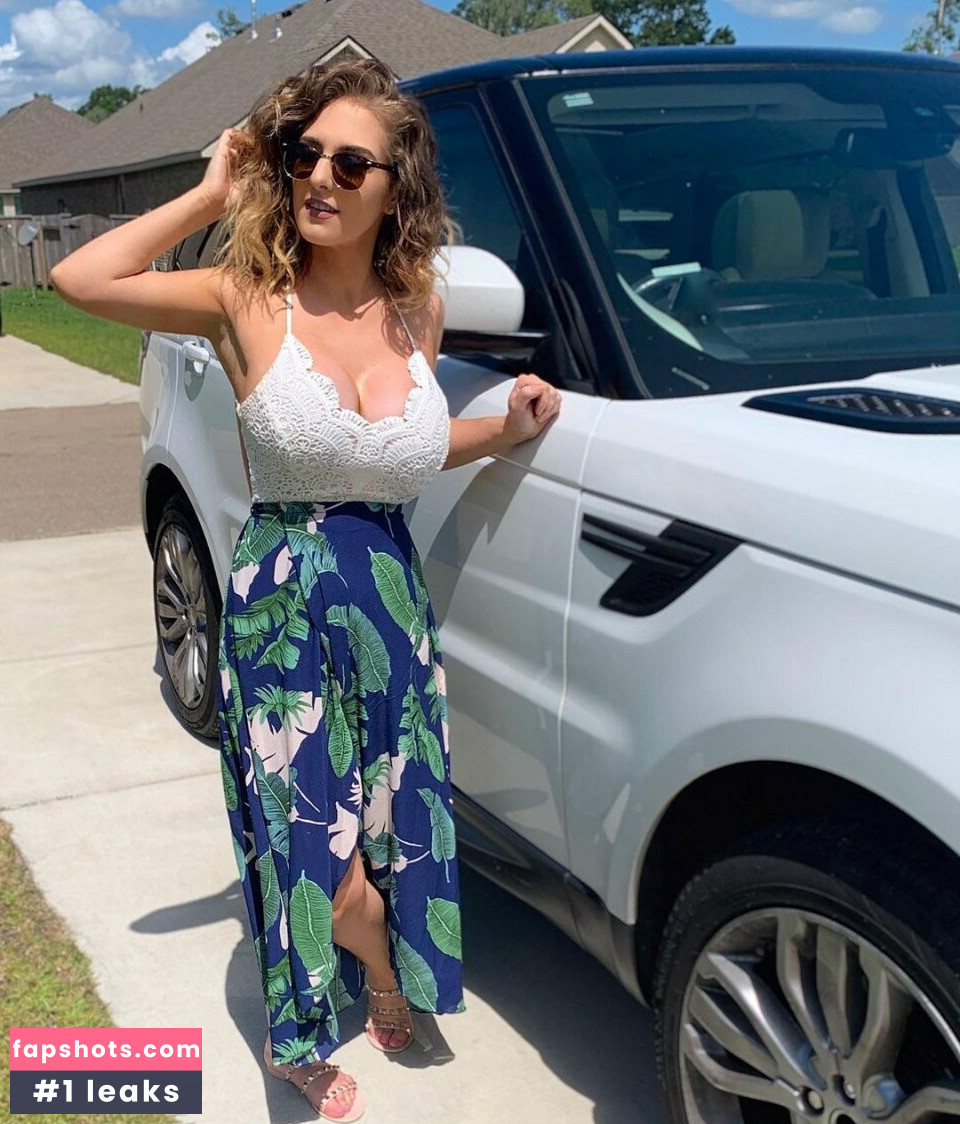 Cori Klein gallery photo #5