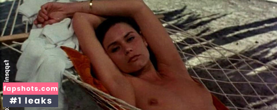 Corinne Clery gallery photo #31