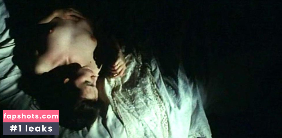 Corinne Dacla gallery photo #13