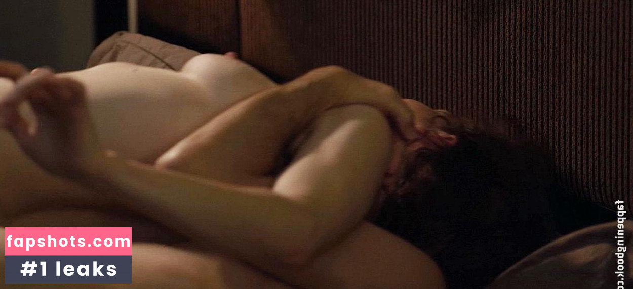 Corinne Masiero gallery photo #30