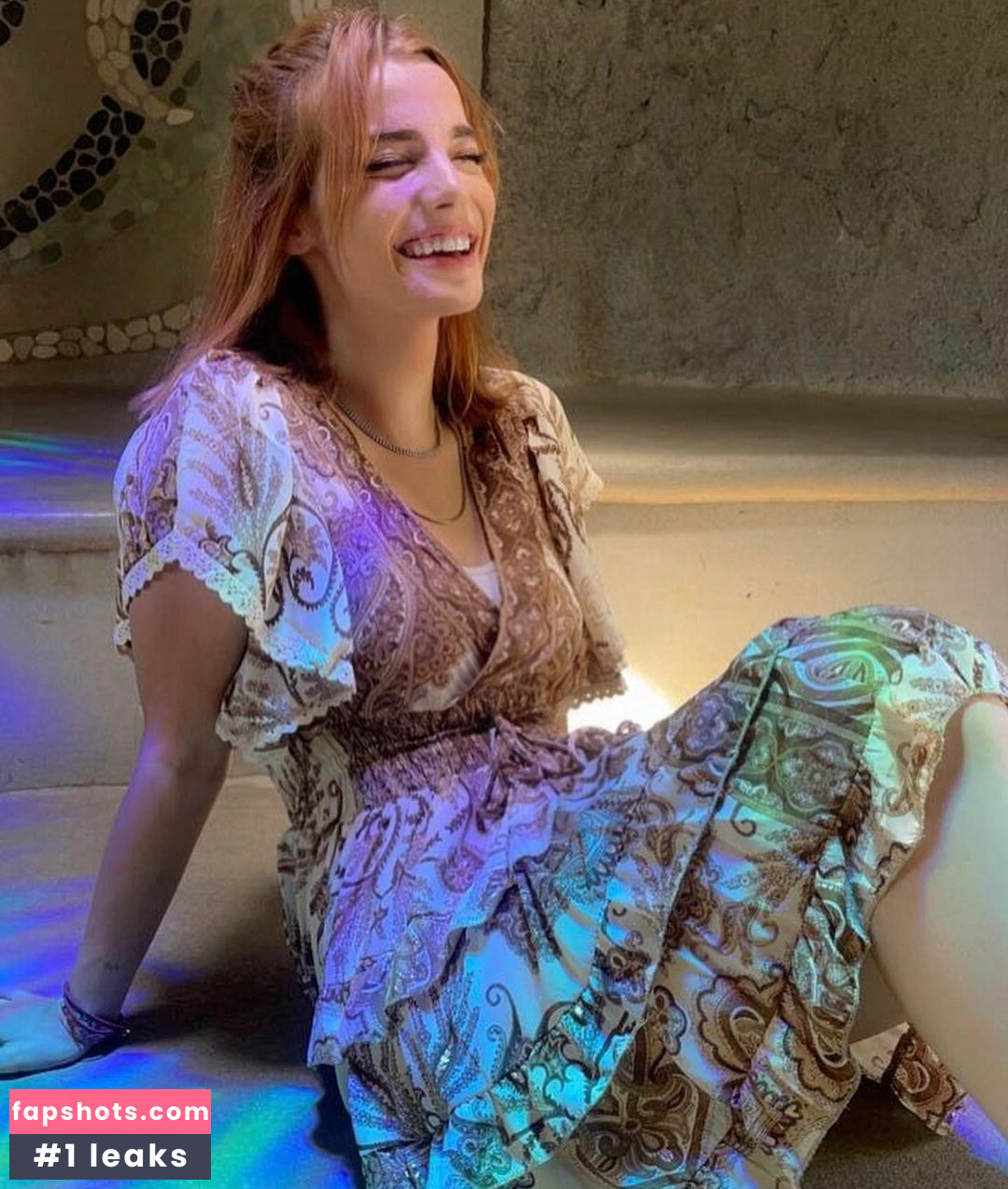 Corrina Rhys nude babe gallery