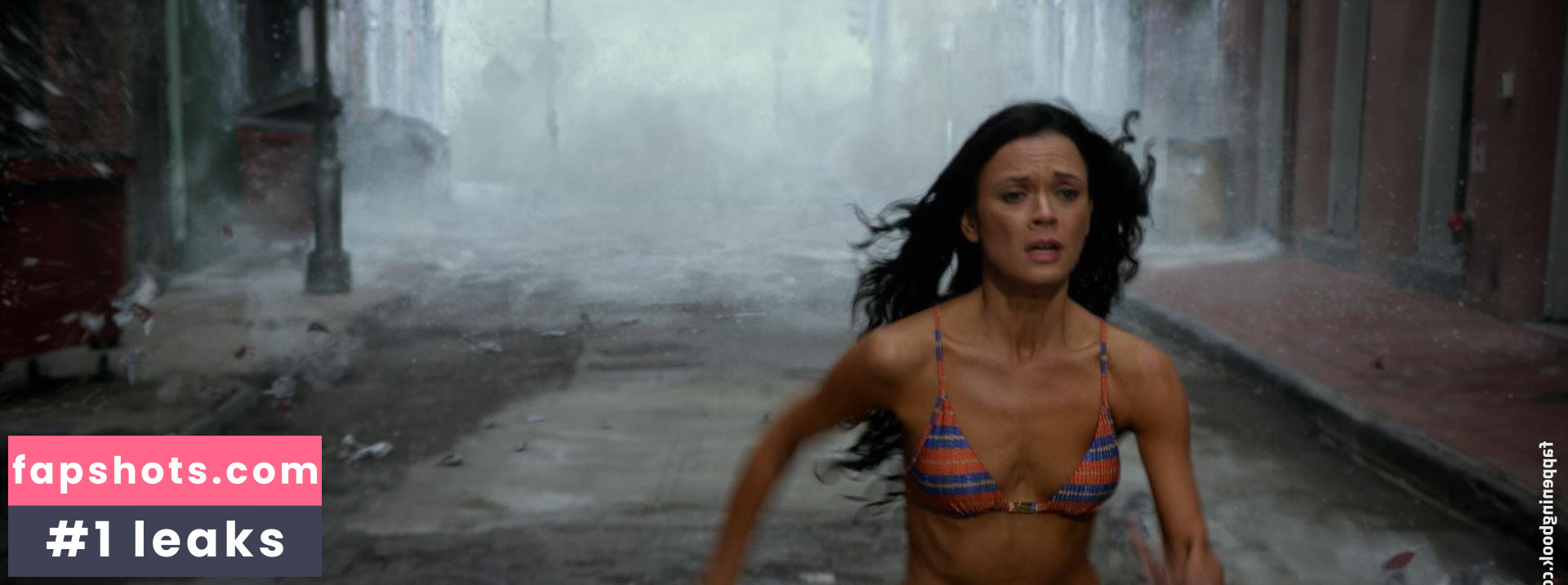 Corrina Roshea gallery photo #3