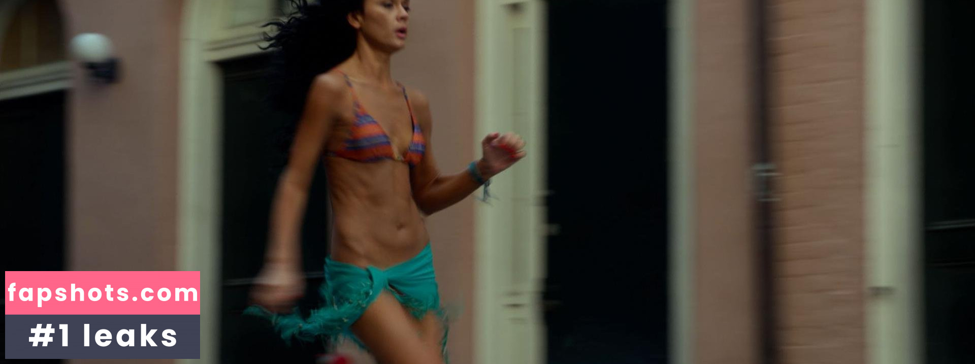 Corrina Roshea gallery photo #4