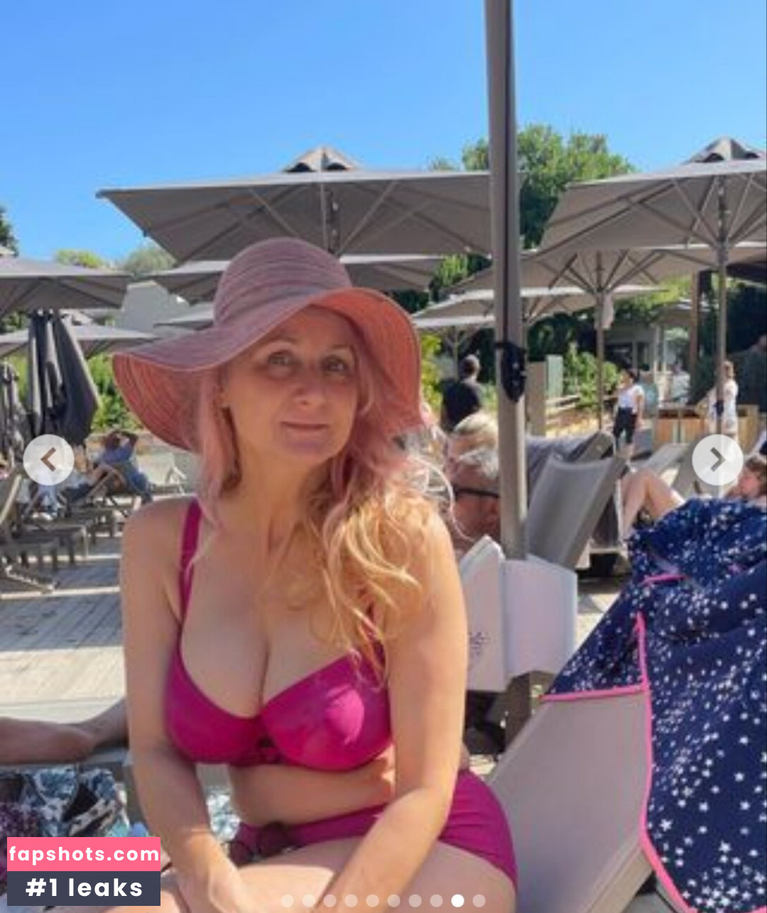 Corrinne Wicks gallery photo #2