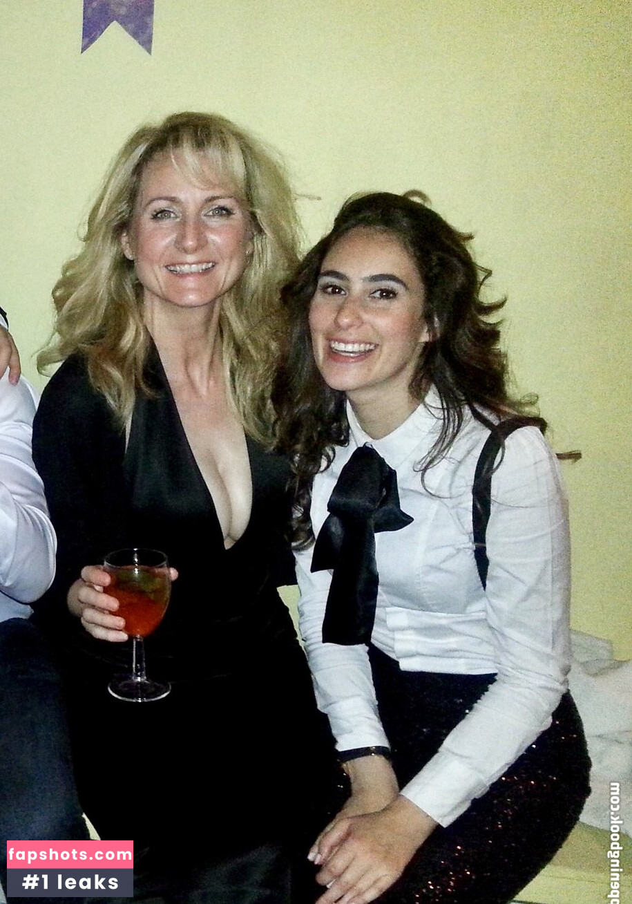 Corrinne Wicks gallery photo #20