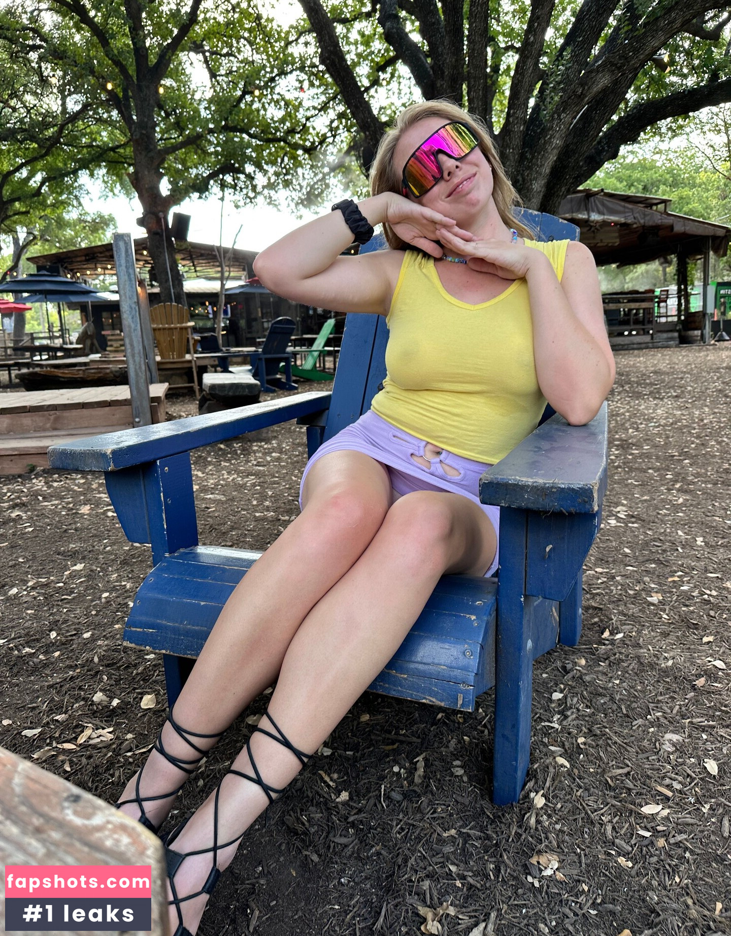 Cosmic Kitti Nude Leaks OnlyFans Photos #4 - LeakJerk