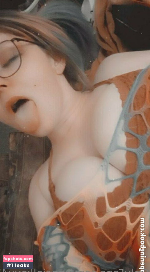 cosmickayla gallery photo #25