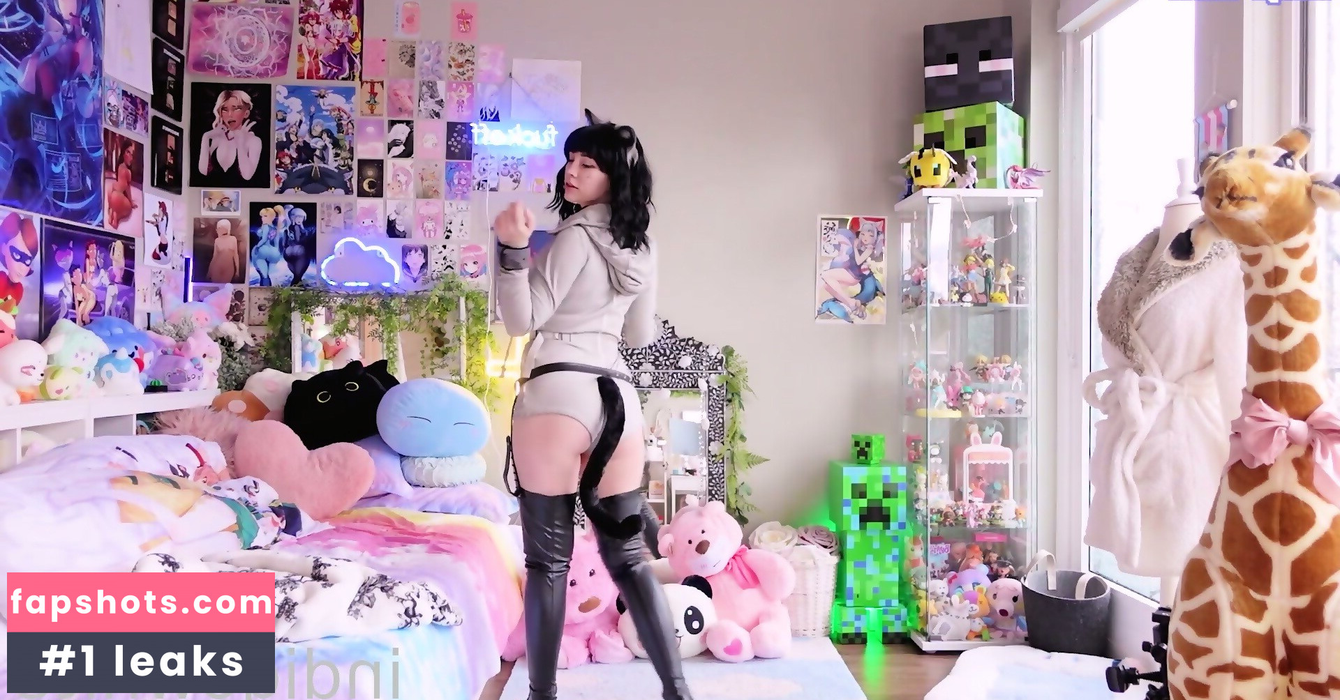 Cosplay_Kitty gallery photo #25