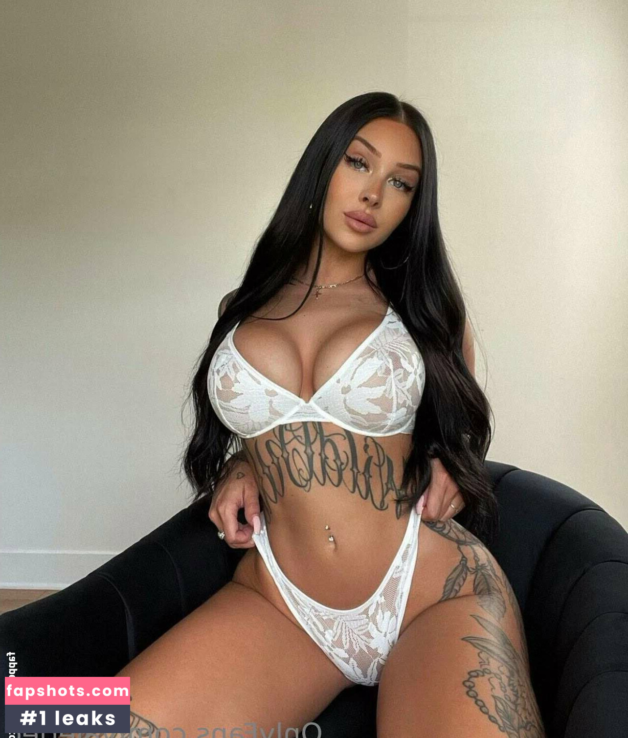 Cossette nude babe gallery